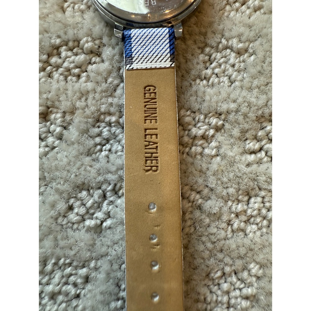 Burberry‎ Swiss Made Watch Blue White Plaid Band Classic Style - Picture 6 of 11
